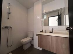 Watten Estate Condominium (D11), Condominium #558251411